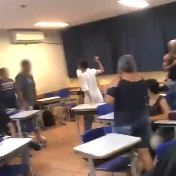 Alunos são esfaqueados durante confusão em sala de aula no Paraná-