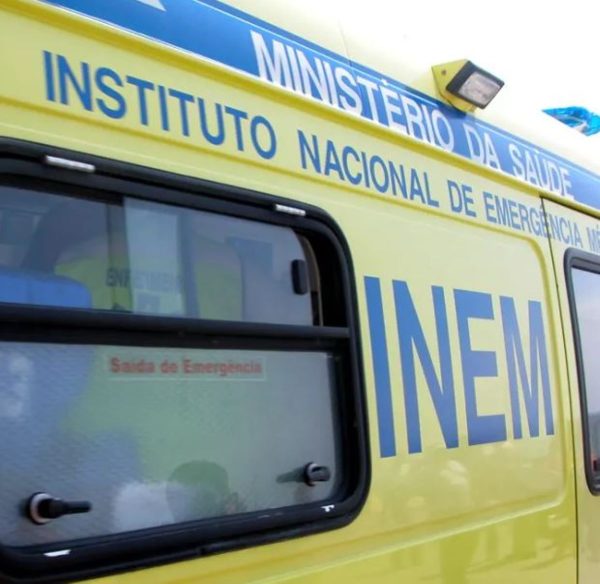 ambulância de Portugal