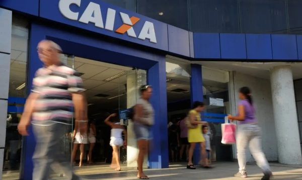 Abono salarial é pago pela Caixa