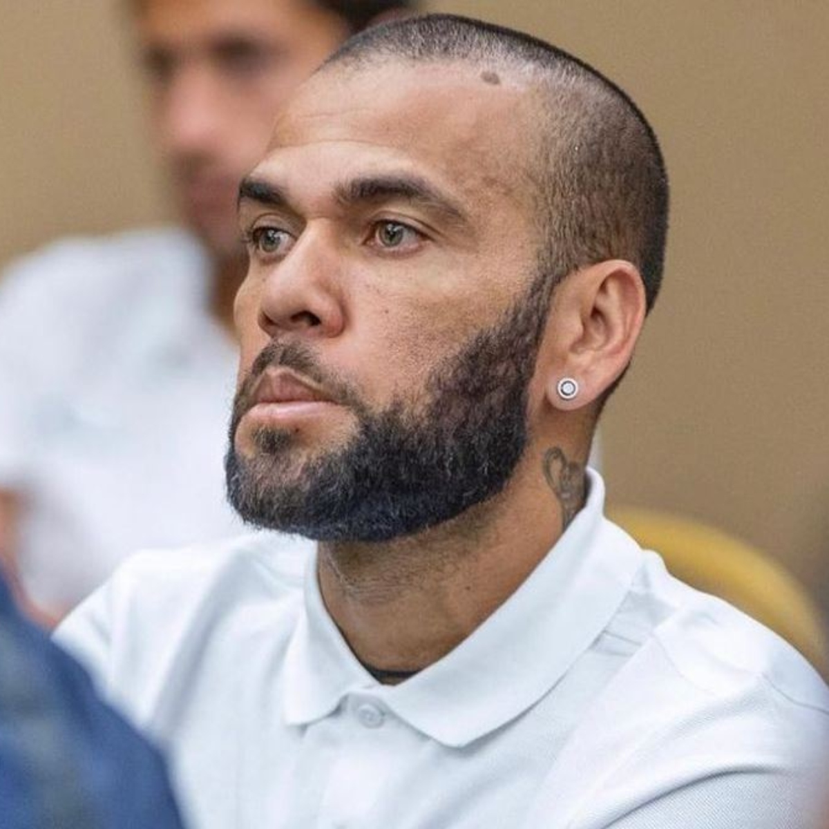  Caso Daniel Alves: Justiça decide dar liberdade provisória sob fiança para jogador 