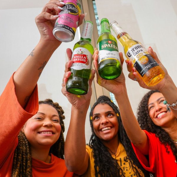  Ambev oferece curso gratuito para mulheres se tornarem cervejeiras 