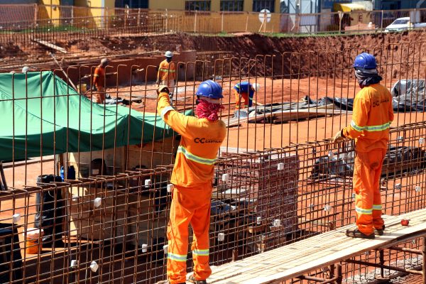  Ao todo são 466 vagas de emprego em mutirão da construção civil 