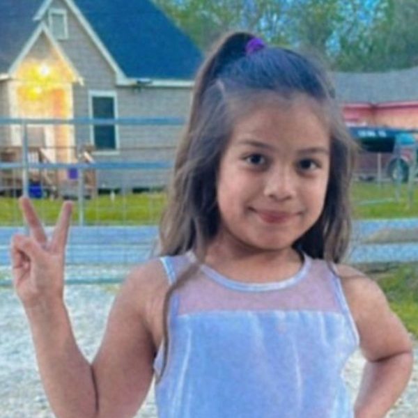  Criança desaparecida é encontrada morta em tubulação de piscina de hotel 