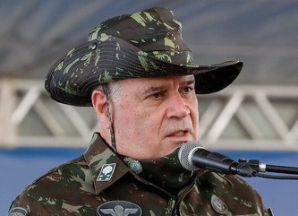  Ex-comandante do Exército confirma reuniões sobre “minuta do golpe” 