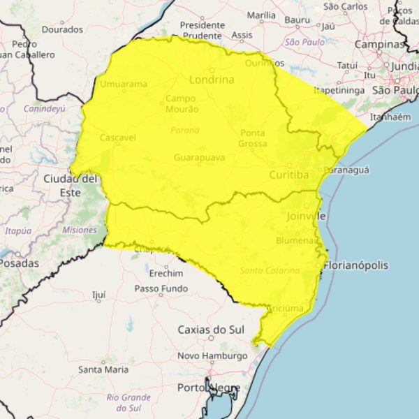 Frente fria traz chuva e temperaturas amenas no Paraná