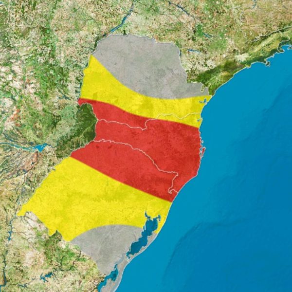 Frente fria traz risco de temporais para o Paraná