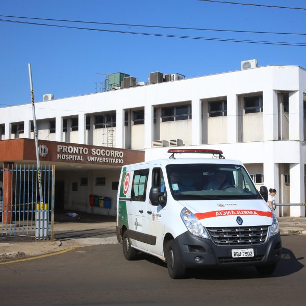 Hospital Universitário de Londrina está com 228% de superlotação e restringe atendimento