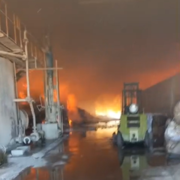  incêndio em indústria de papel em Apucarana 
