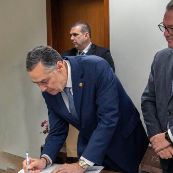 Visita do ministro Luis Roberto Barroso, do STF, a Curitiba