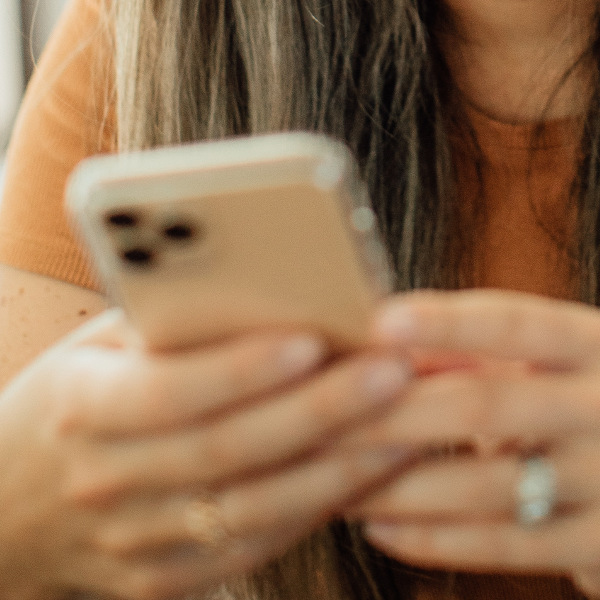 motociclista foge, garupa pula e celular é roubado no Paraná