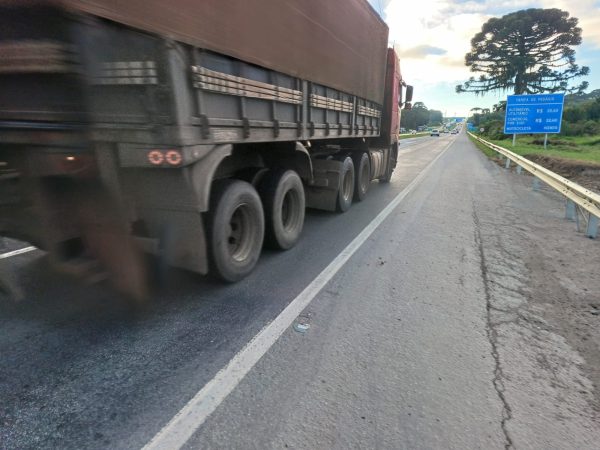 Movimento deve acima da média nas principais estradas do Paraná nesta sexta-feira (29)