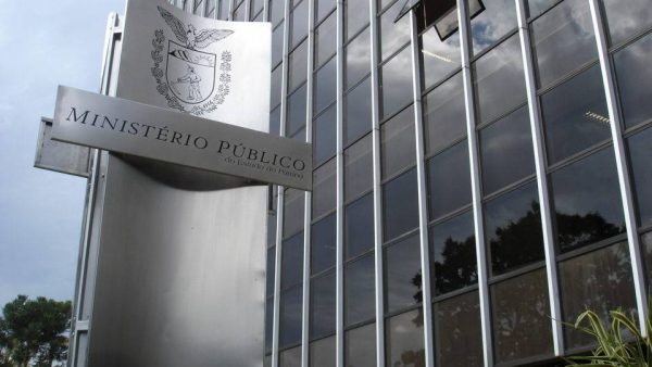 Ministério Público do Paraná denunciou o professor (