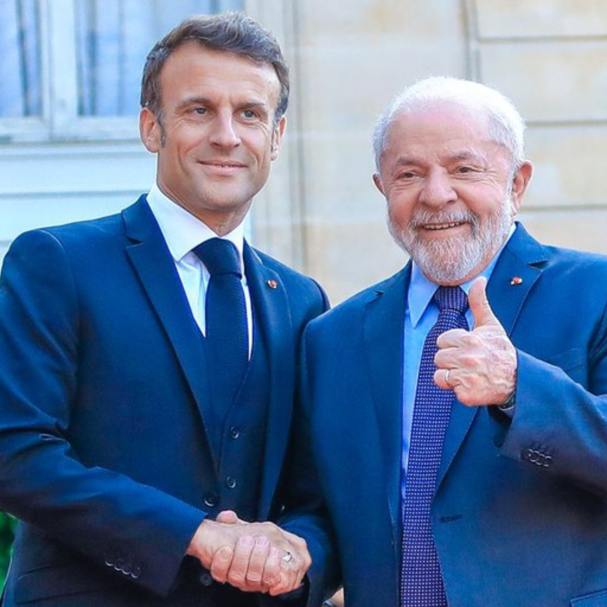  Lula e Macron anunciam plano de investimentos de R$5,3 bi para a Amazônia 