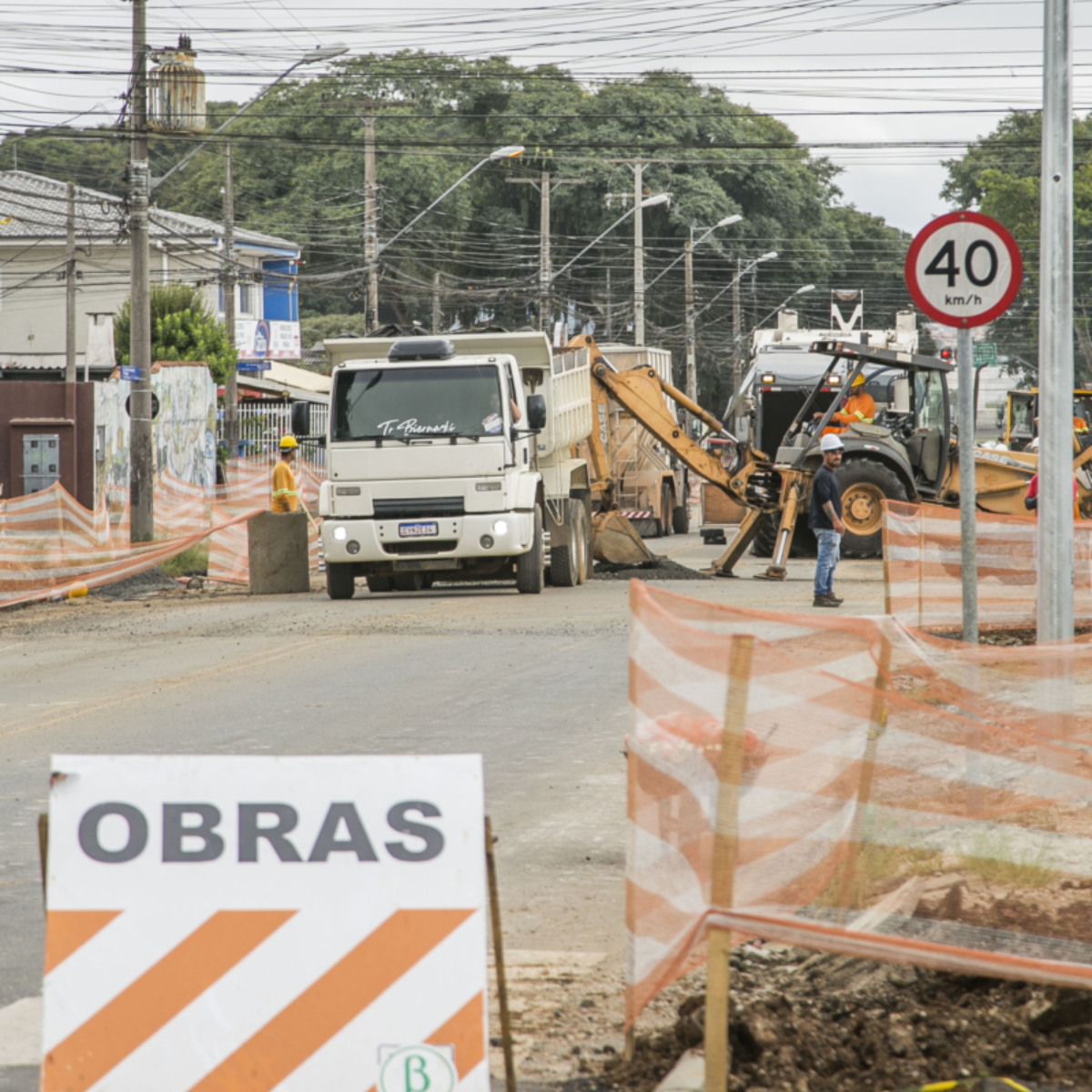  Obra no Tarumã altera trânsito e linhas de ônibus; confira mudanças 