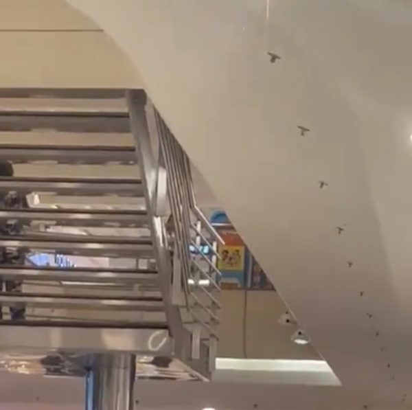 VÍDEO: Temporal provoca alagamento em shopping de alto padrão em Curitiba