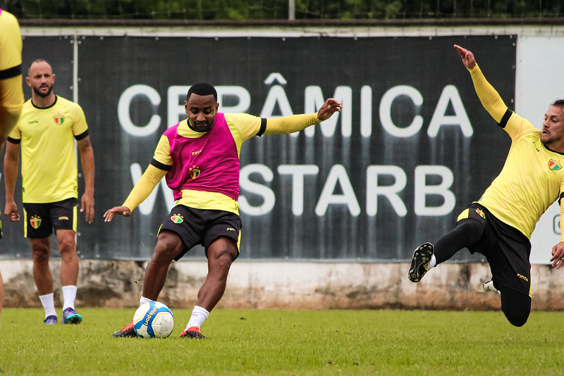 Brusque se prepara para enfrentar o Coritiba no domingo. Foto: Lara Vantzen/Brusque FC
