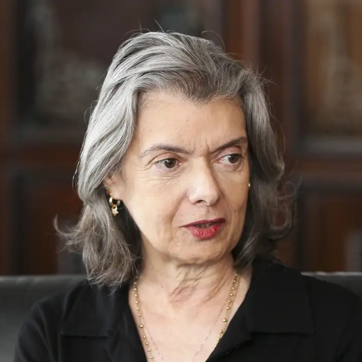  Ministra Cármen Lúcia faz palestra no COMPOL 2024 em Curitiba 