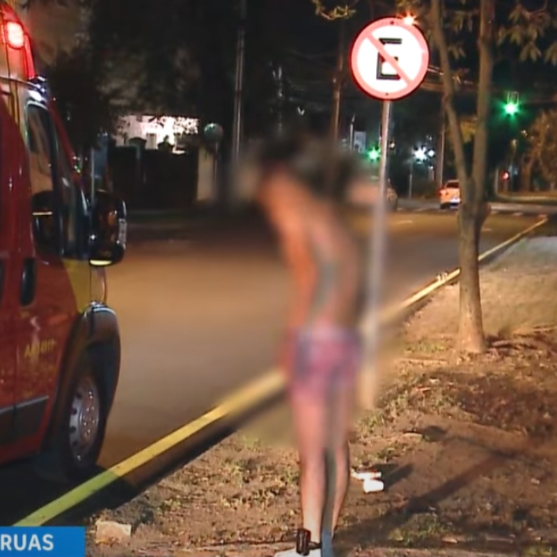  Homem foi encontrado só de cueca e meias no Alto da XV, em Curitiba 