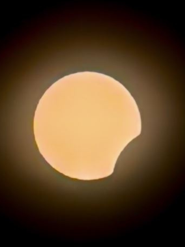 Eclipse Solar Total: veja primeiras imagens do fenômeno