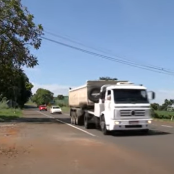 mãe salva filha e morre atropelada no Paraná