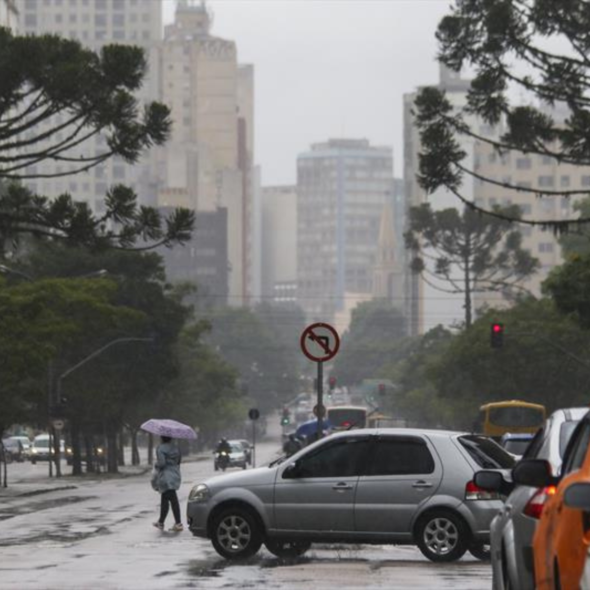  Frente fria: Paraná pode ter queda de temperaturas durante a semana 