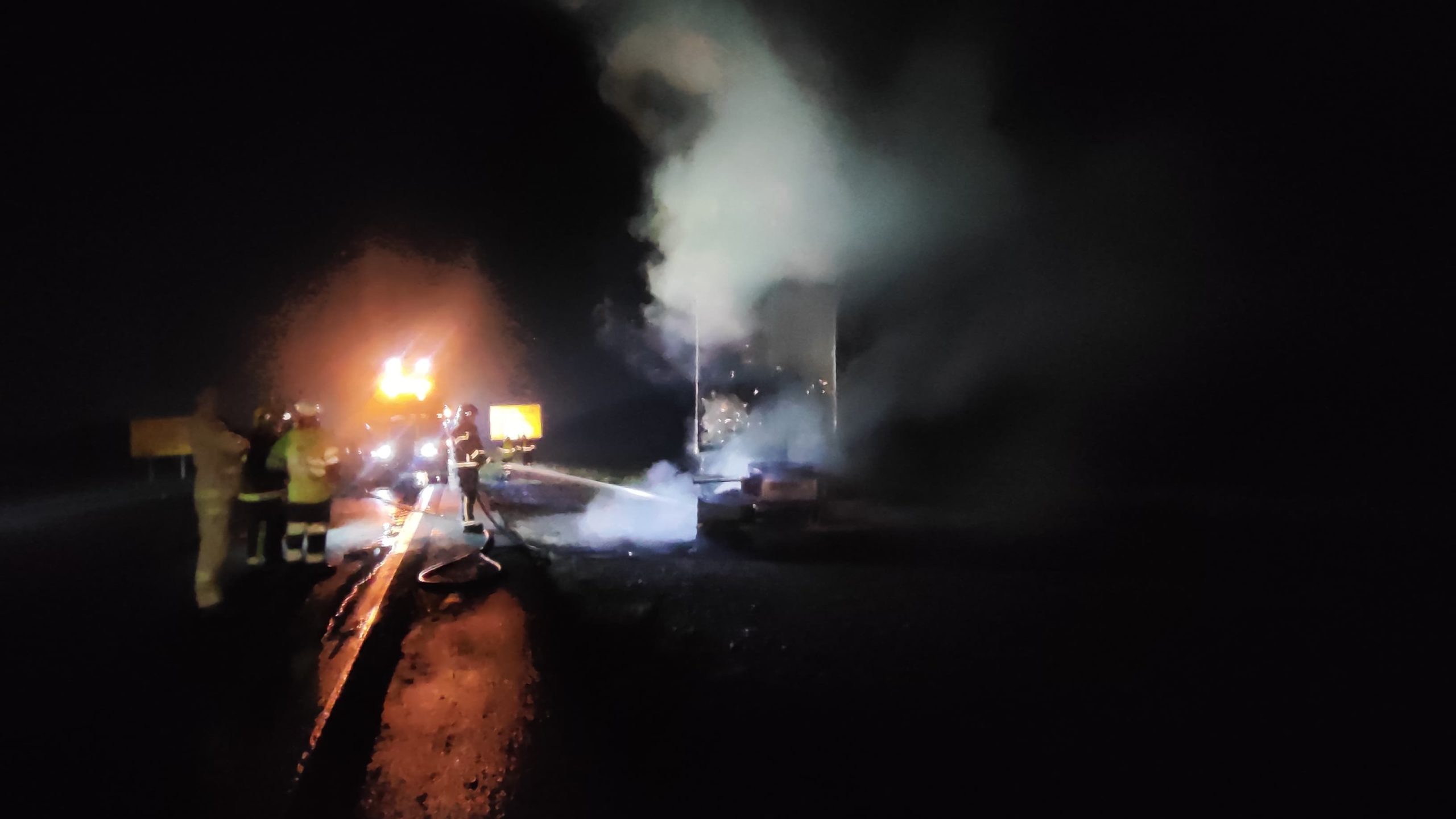  Carga não foi afetada pelo incêndio em caminhão na BR-116 