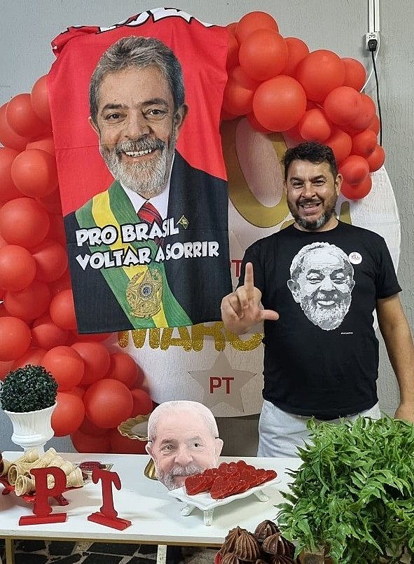 Marcelo Arruda comemorava o aniversário de 50 anos no dia em que foi morto
