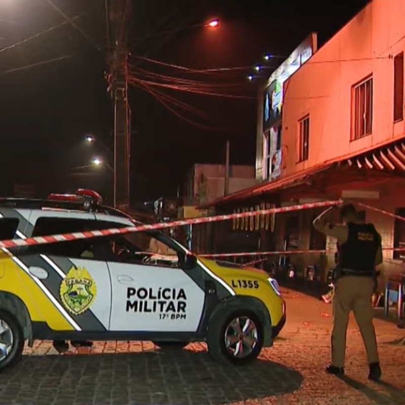  Crime em São José dos Pinhais aconteceu em frente a um supermercado 