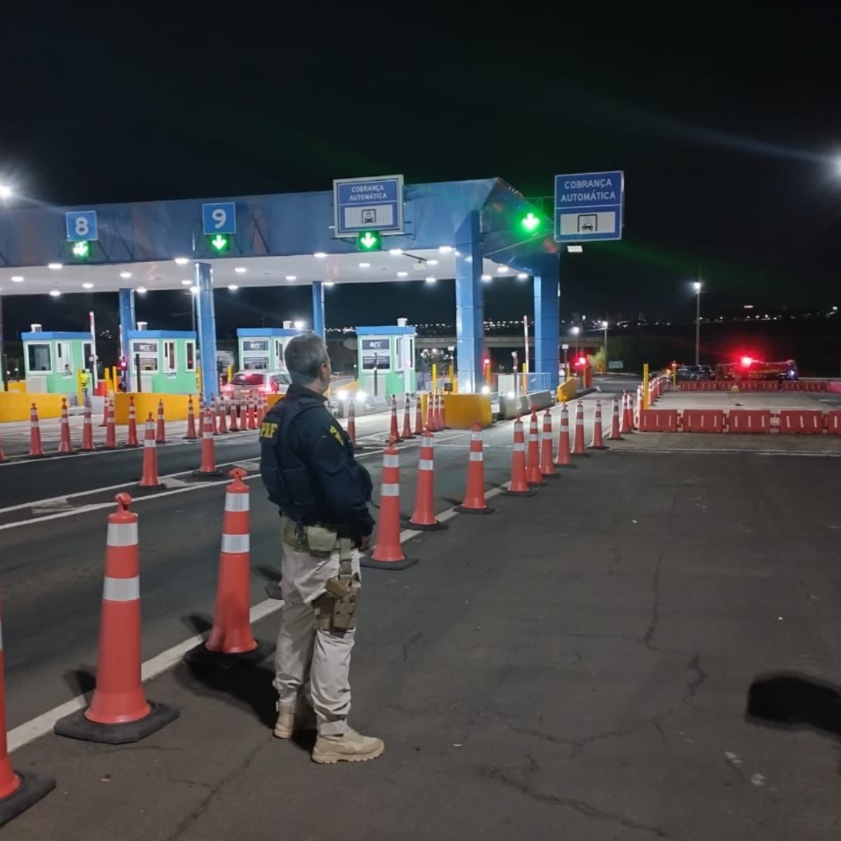  Justiça proíbe bloqueio de pedágios em Jacarezinho; multa é de R$ 5 mil por hora 