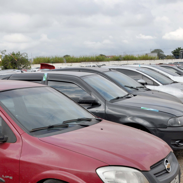 Leilão do Detran-PR leiloa 105 veículos a partir de R$ 1 mil em Cascavel