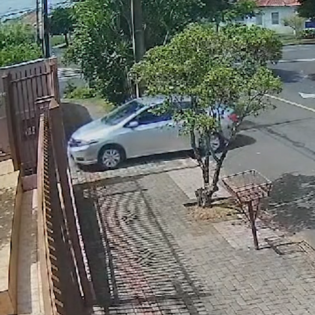  vítima de assalto londrina teve que ensinar ladrão a dirigir carro 