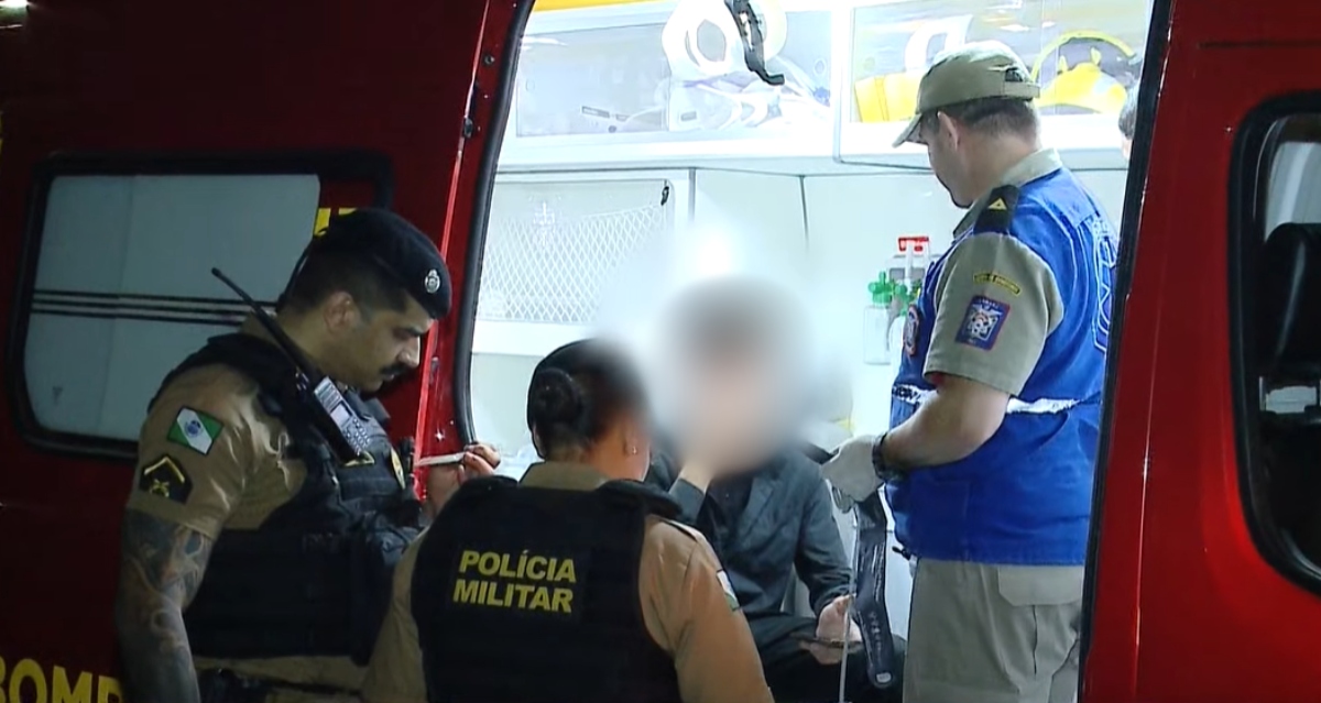 Adolescente é assaltado e atropelado em intervalo de poucos segundos, em Curitiba 