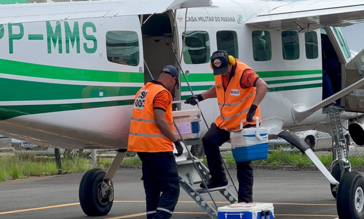 Avião da Casa Militar do Paraná será carregado com medicamentos para crianças do Rio Grande do Sul (