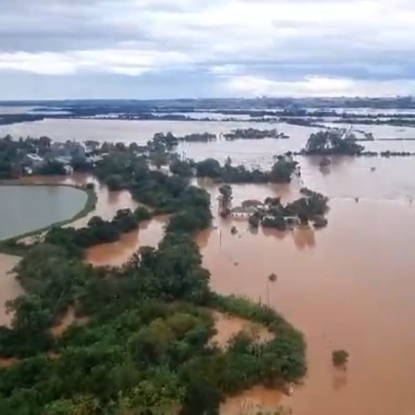 Ciclone subtropical avança pela região sul do Brasil
