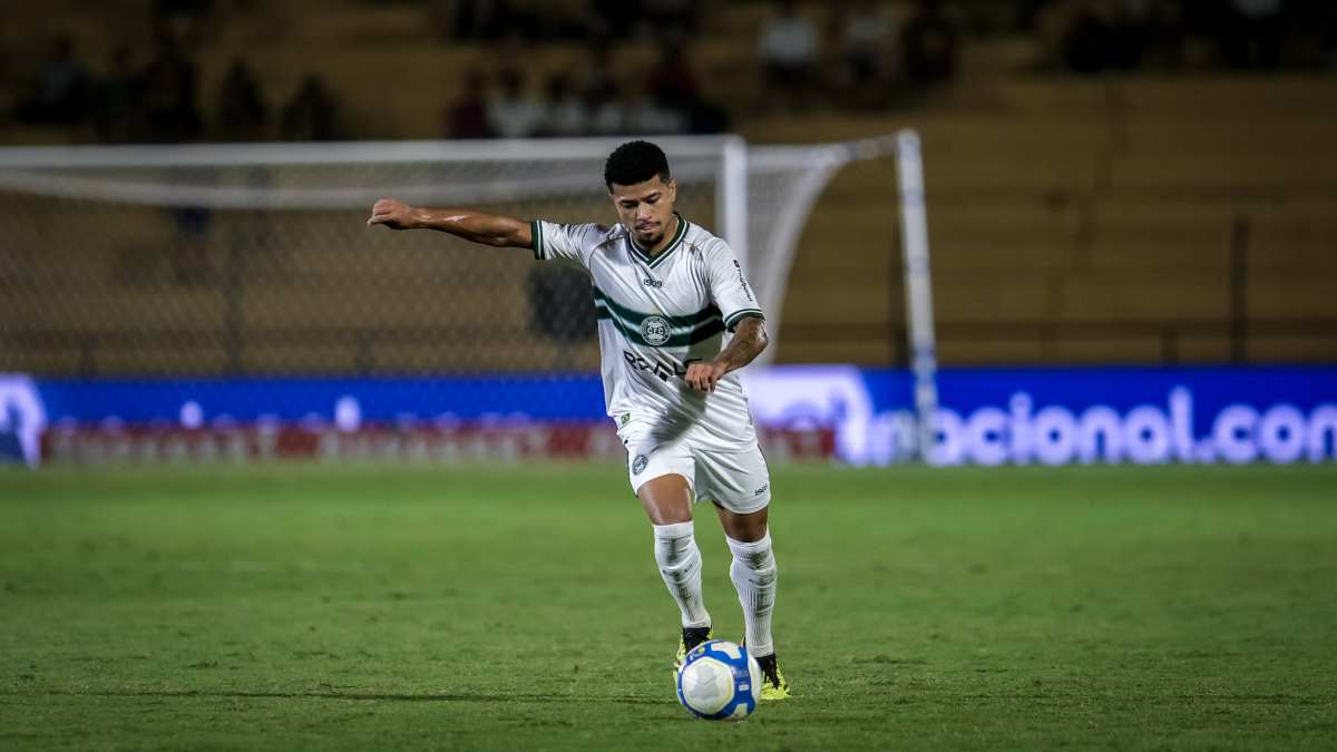 coritiba enfrenta operáro na Série B 