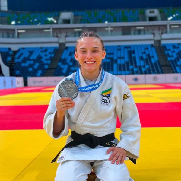 Nicolly Carneiro, judoca brasileira.