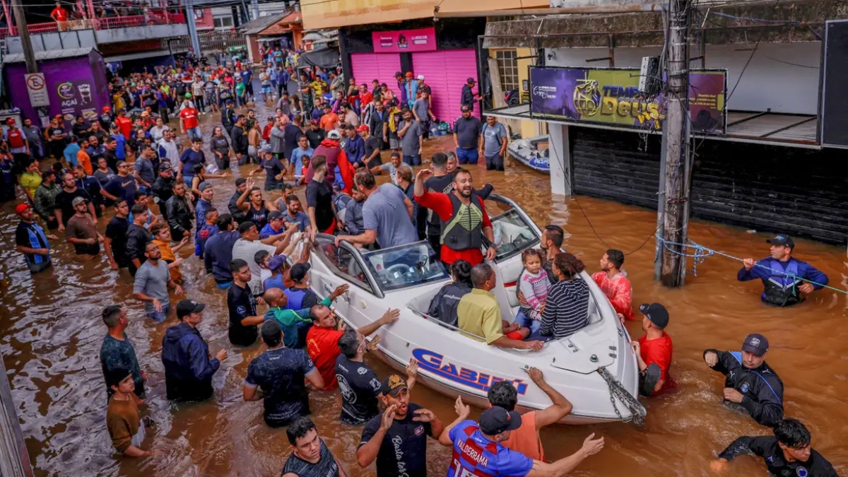 Enchentes no Rio Grande do Sul deixam 83 mortos, diz Defesa Civil