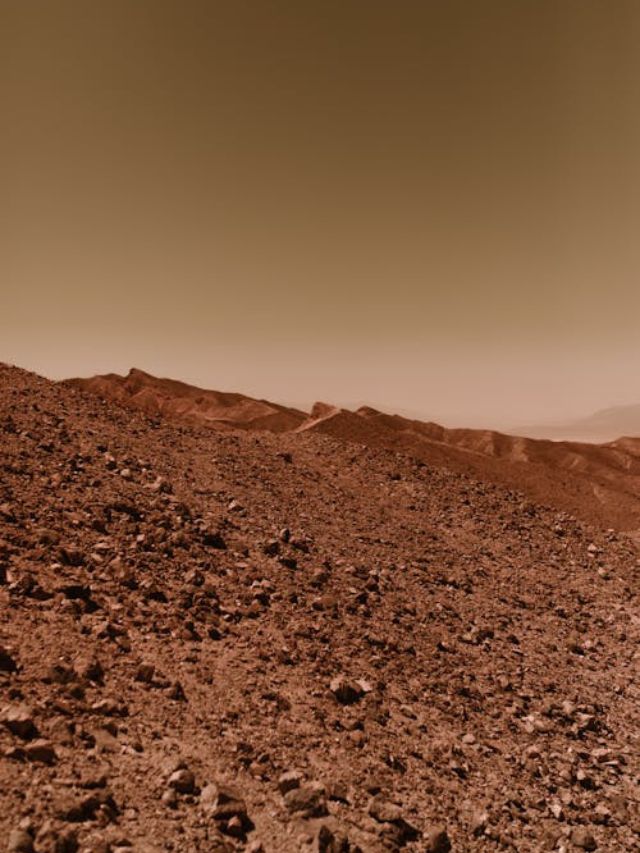 Buraco na superfície de Marte faz Nasa se questionar o que há dentro