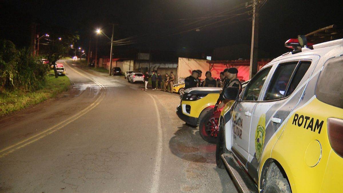 Pai agride filho de 12 anos, tenta fugir e é morto pela polícia no Paraná