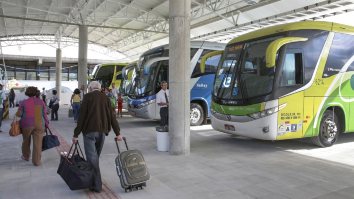 Viagens de ônibus entre Curitiba e Rio Grande do Sul são canceladas