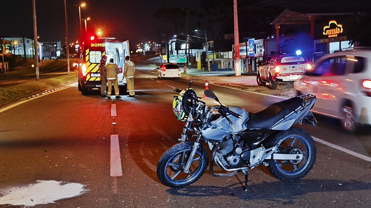 Acidente na Estrada da Ribeira deixa motociclista em estado grave 