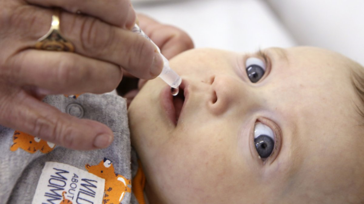 A campanha contra a poliomielite vai até julho