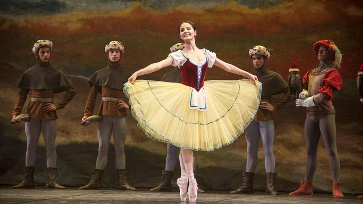 Escola do Teatro Bolshoi marca presença em duas cidades do Paraná