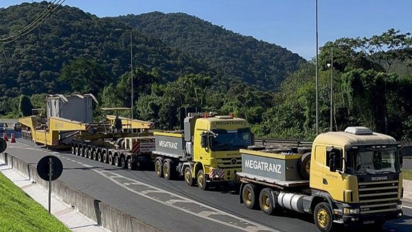 Trincheira do Atuba e viadutos são liberados na Linha Verde Norte, em Curitiba