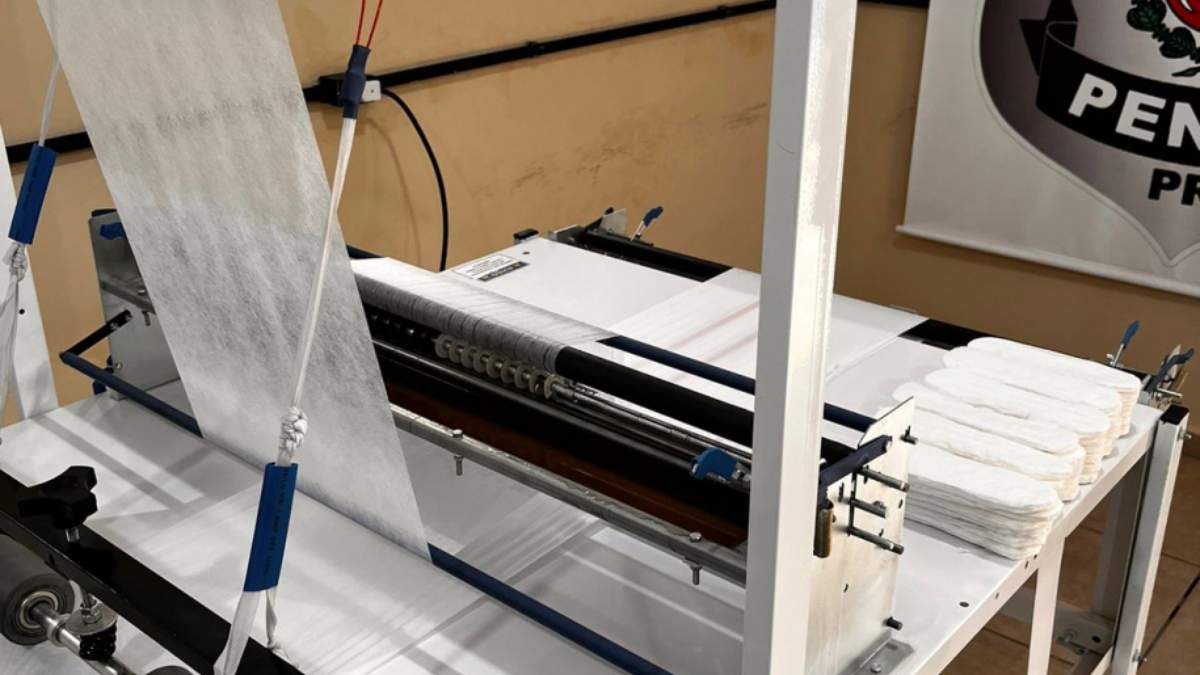 Fábrica de absorventes é inaugurada em Cadeia Pública no Paraná