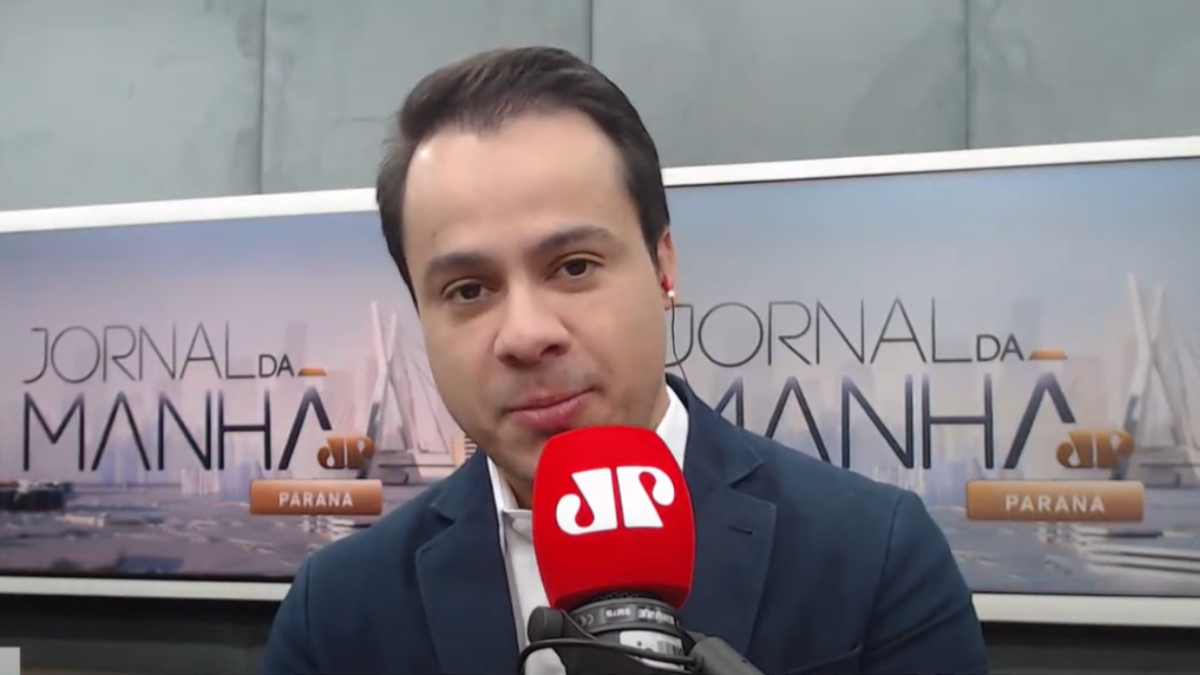 Marc Sousa apresenta Jornal da Manhã, na rádio Jovem Pan