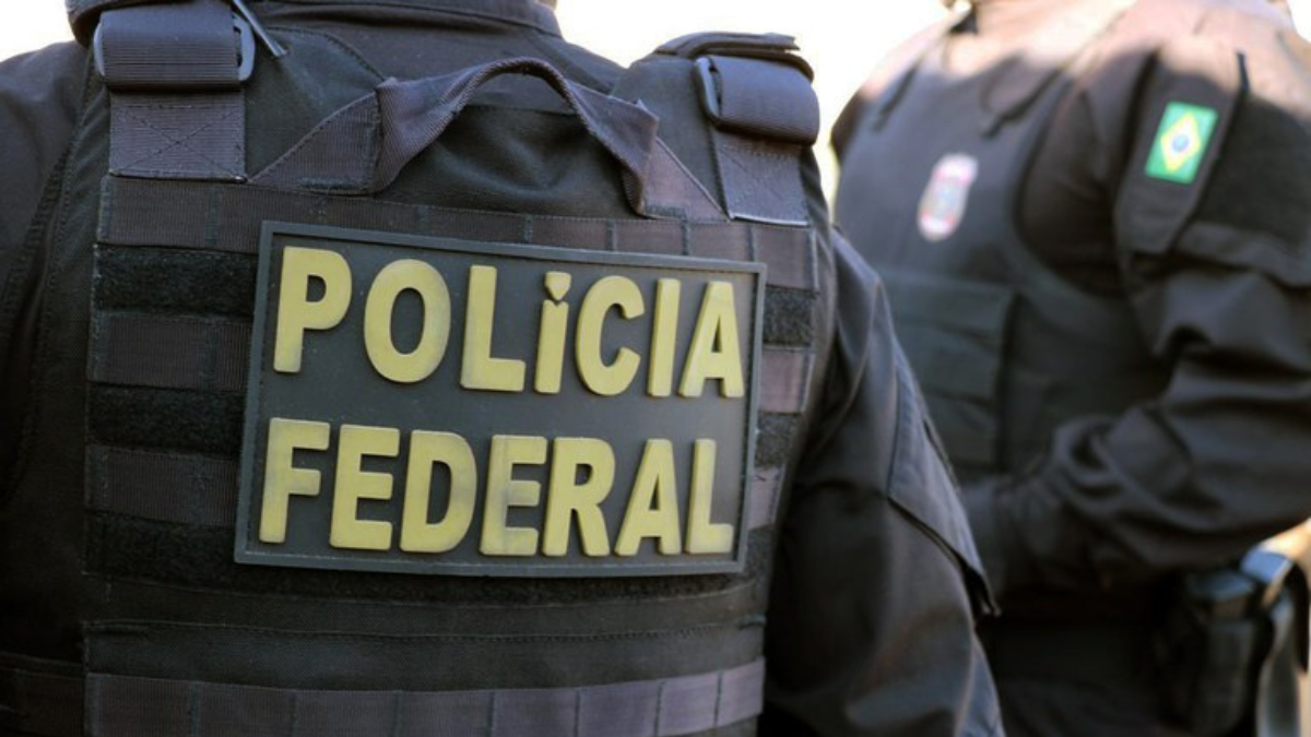 Polícia Federal faz operação para conter contrabando no país