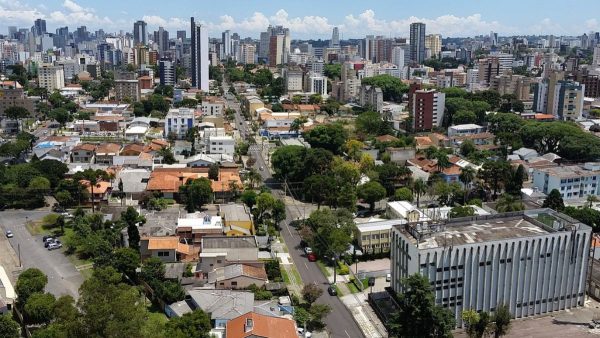Paraná está sob alerta de tempestades e declínio de temperatura
