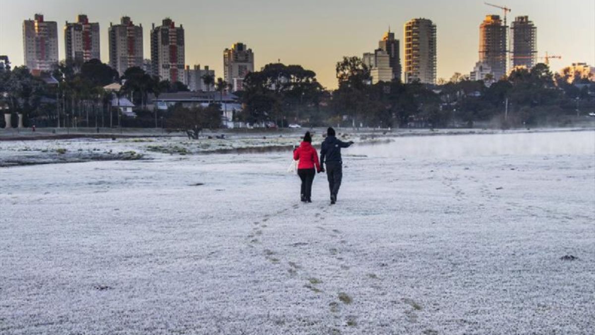 Previsão do tempo para Curitiba hoje (26/06/2024), segundo o Climatempo