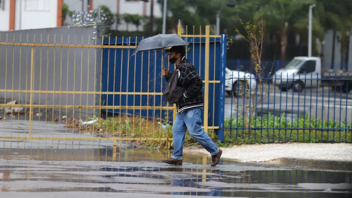 Regiões do Paraná devem ter chuva nesta terça (16) 